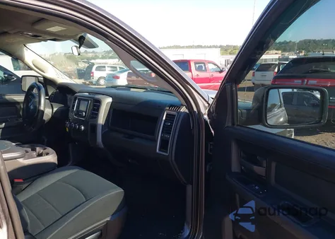 2022 Ram 1500 Classic Tradesman 4X2 5'7 Box из США, поврежденный, VIN 3C6RR6KG8NG172474